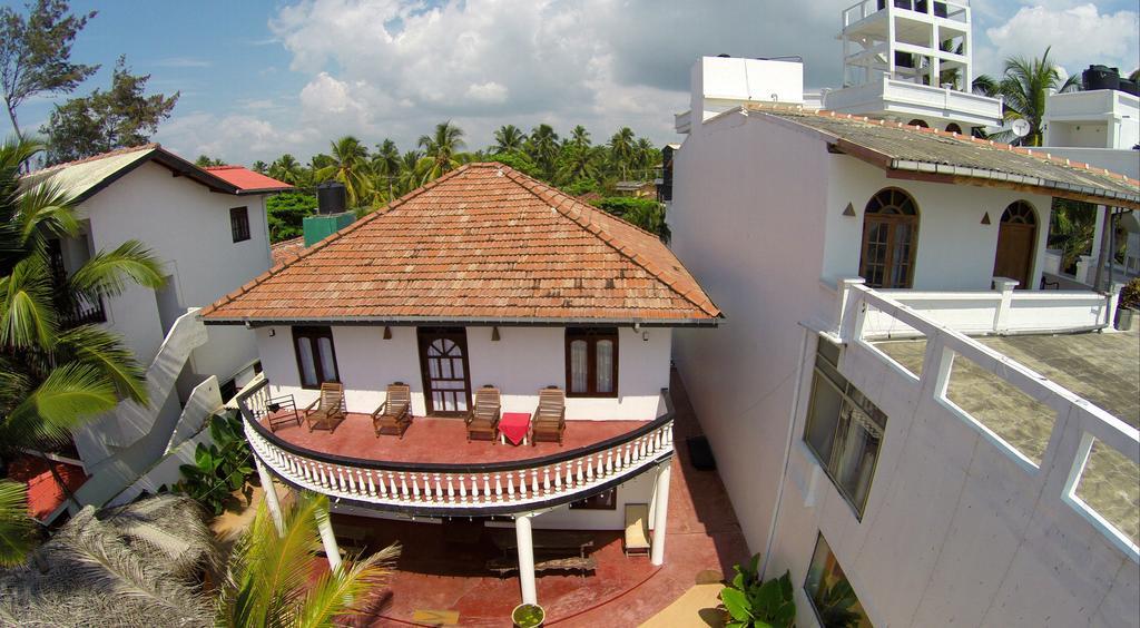 Royal Beach Hotel & Restaurant Hikkaduwa Exterior photo