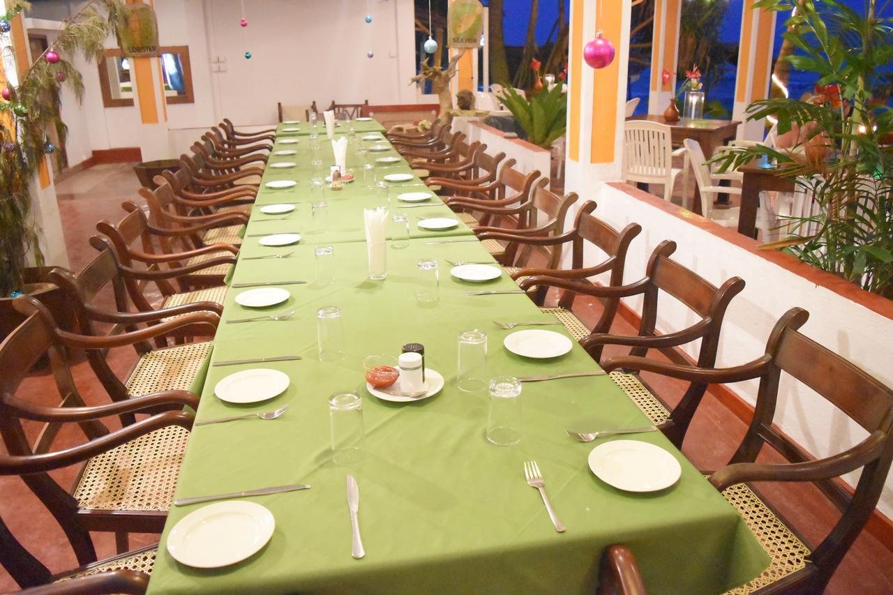 Royal Beach Hotel & Restaurant Hikkaduwa Exterior photo